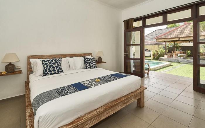 CASA BEGJA I 2BR Villa w Private Pool in Mertanadi