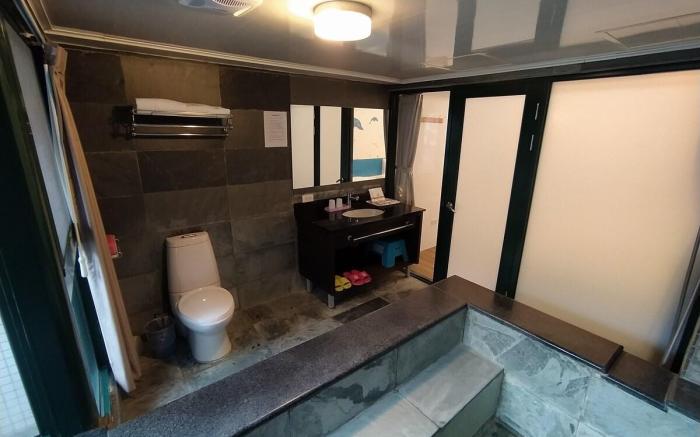 Jiaoxi Hotspring礁溪慕浴溫泉