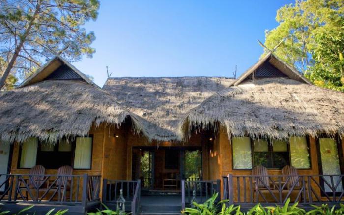 Hmong Hilltribe Lodge