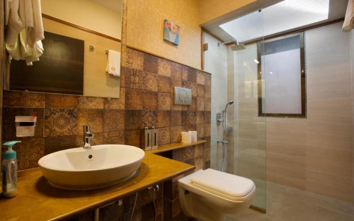 SaffronStays Dhyana-Pet friendly villa w/ Pool