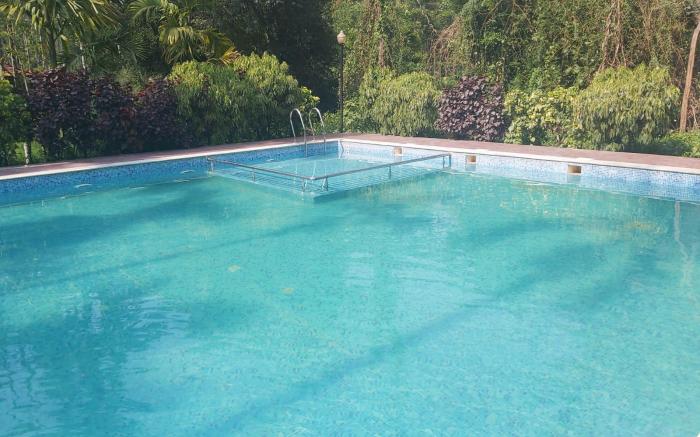 Lazo Areca Resort