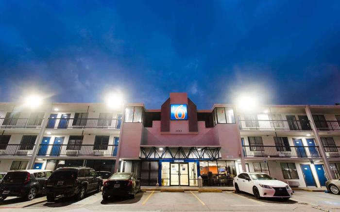 Studio 6  Houston, TX - Medical Center NRG Stadium