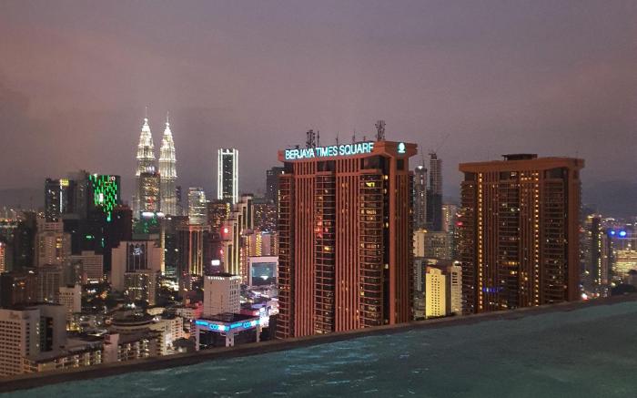 Infinity pool/KL view, near BBCC, KLCC, TRX,PNB118