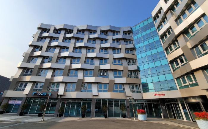 Chungchoho Best Hotel