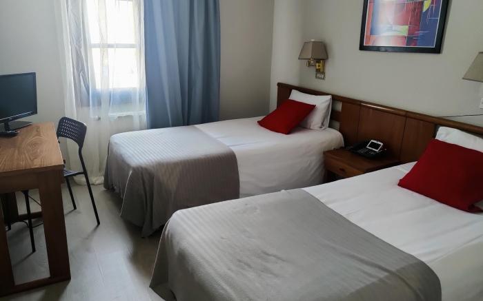 HOTEL LAUAXETA 