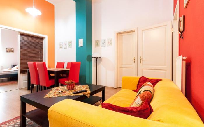 Vibrant 3 Bedroom Apartment In The Pulsing Heart Of Budapest