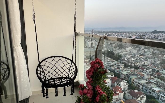BEAR HOME CITYVIEW CORNER APARTMENT