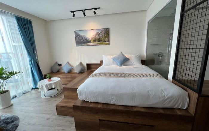 BEAR HOME STUDIO SEAVIEW