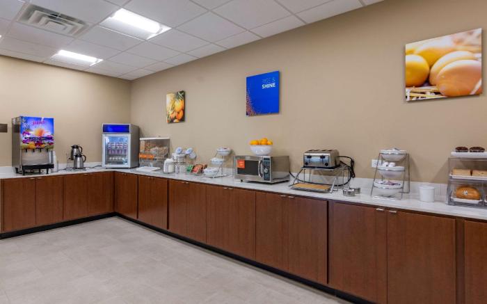 Comfort Inn & Suites