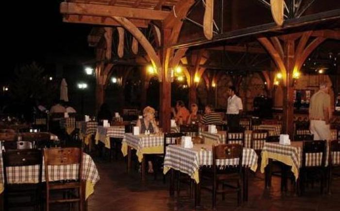 Club Pink Palace Hotel