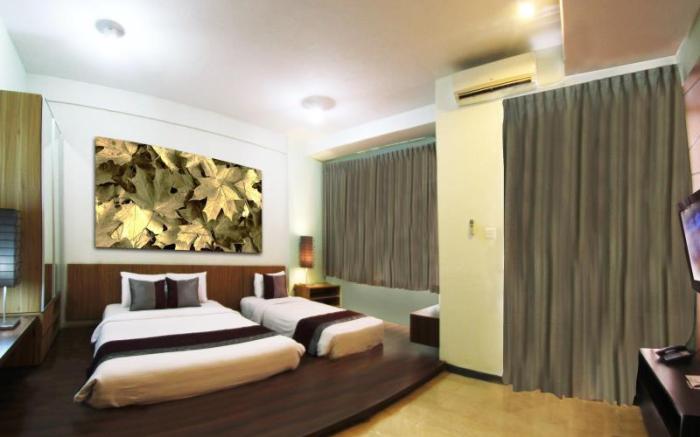 Simply Valore Hotel