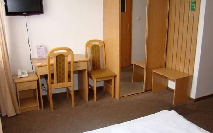 Kompleks Hotelowy Logos