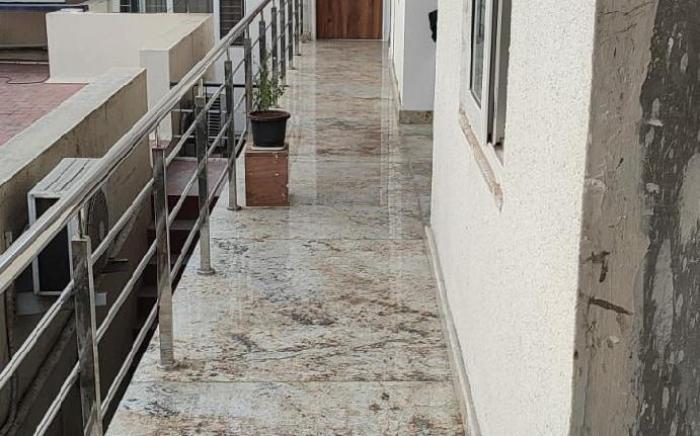 RVR Abode - Private Rooms with all facilities