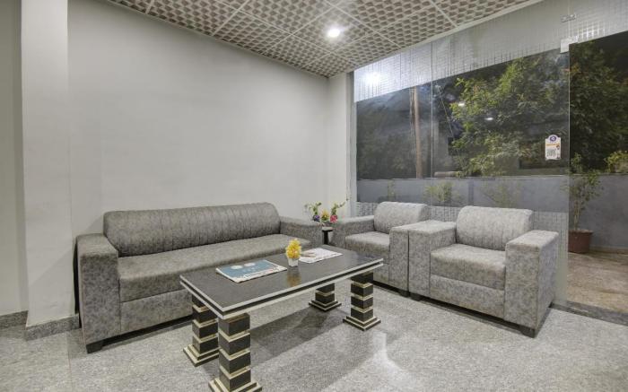 Hotel Premier Noida 135 