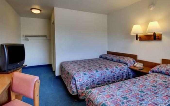 Rodeway Inn Fort Smith I-40