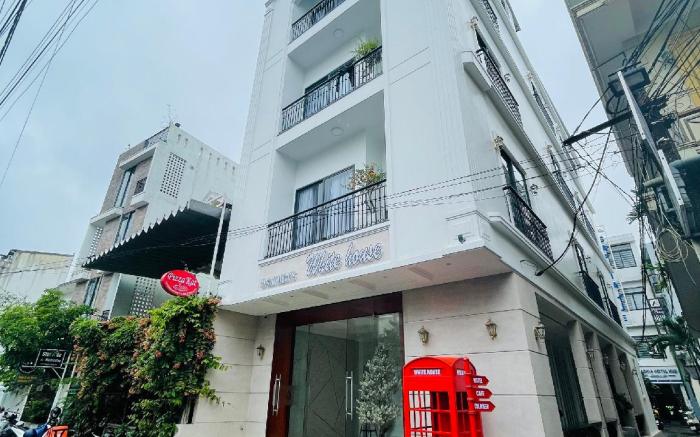 White House Hotel & Apartment