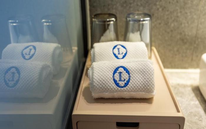 LANOU Hotel Shanghai Songjiang Sheshan National Forest Park Happy Valley