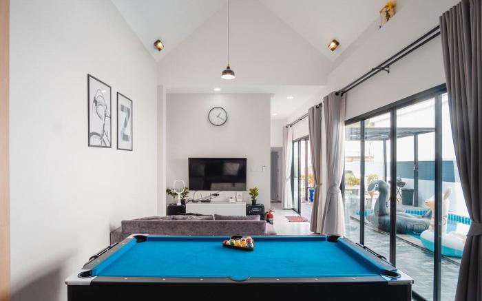 Baan Arthur ChaAm *3BR* Private pool, Quiet Home.