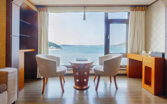 Taeahn Beach Resortel