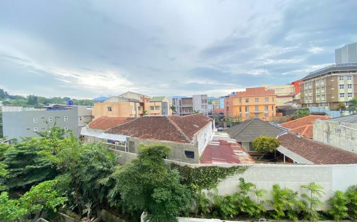 Best 1BR Parahyangan Residence Bandung By Travelio