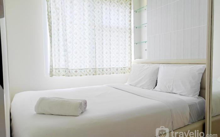 Cozy Stay and Homey 2BR Vida View Apt By Travelio
