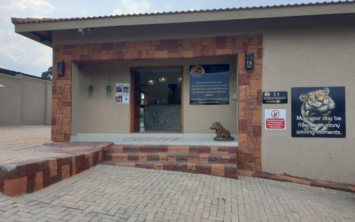 Pumbaa Wildlife Park & Accomodation
