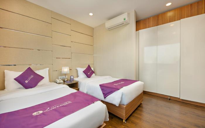 Lavender Riverside Hotel