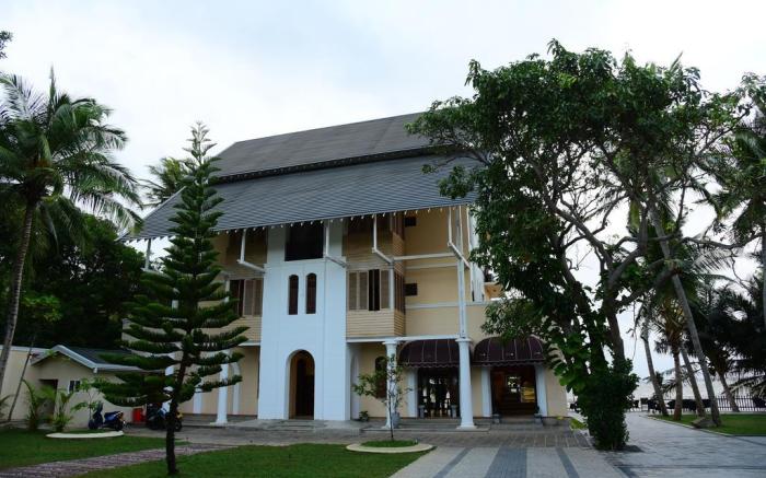 Hotel Leaf on Lagoon
