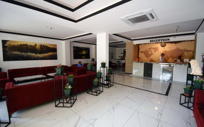 Kleopatra Aslan City Hotel