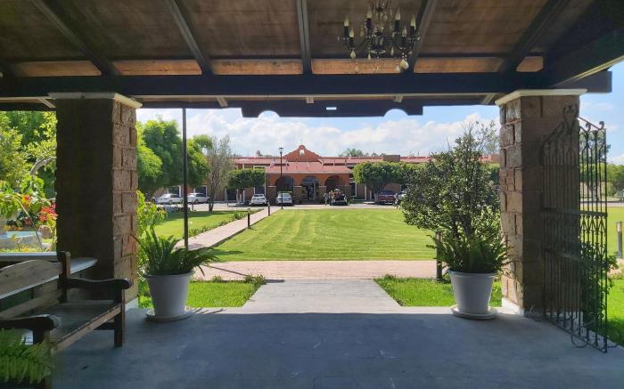 Hotel Mesón del Puente