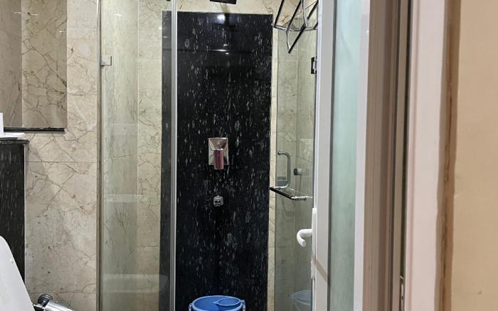 HOTEL LEE GARDEN Near Blue Flag Beach Puri