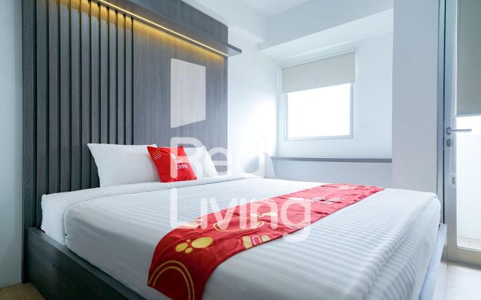 RedLiving Apartemen Gunung Putri Square - Sansan Room with Netflix