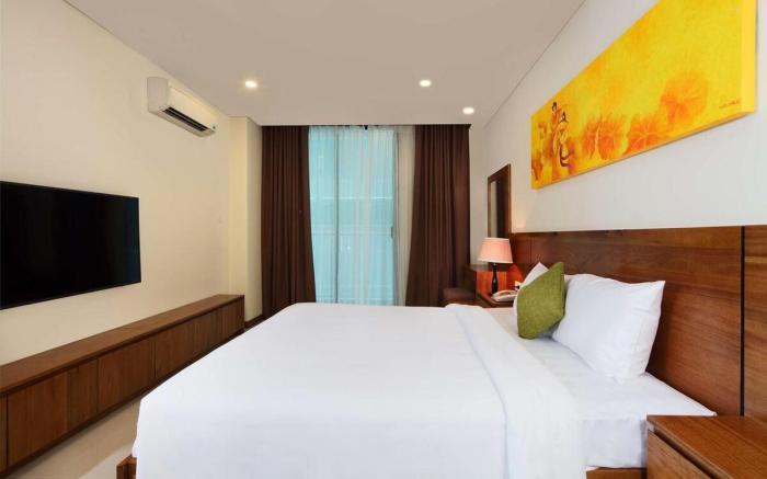 Maple Spacious 3 bedroom apartment with balcony