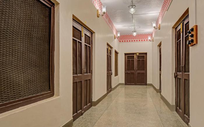 Treebo The Regal House, Near Fateh Sagar Lake