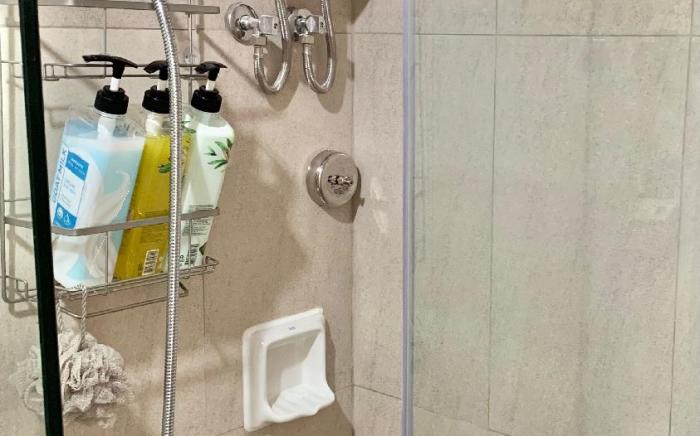 Perfect location & super comfortable home in Davao