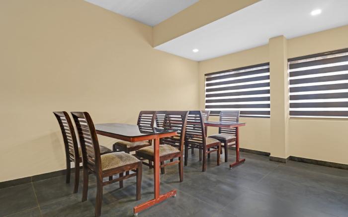 Treebo Grand Vistara Airport Suites