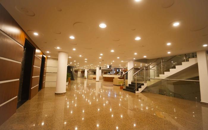 BIG MALL RESIDENCY