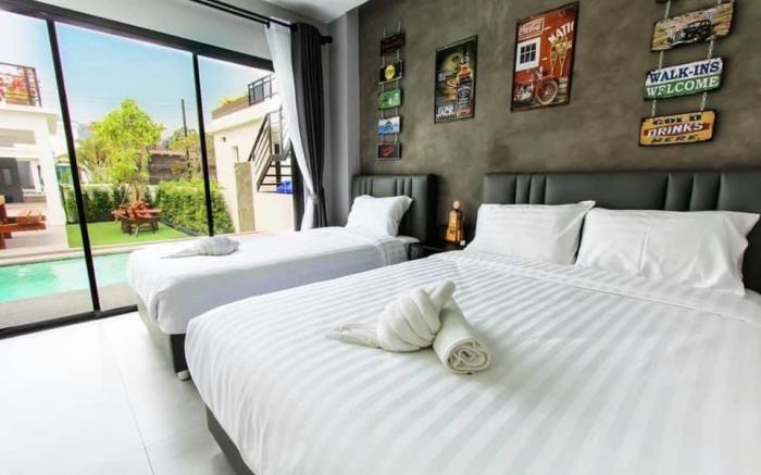 Pich Cha Pool Villa
