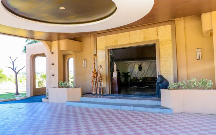 Safari Hotel and Villas powered by Cocotel