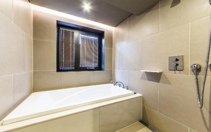 Sillim Dominique  Hotel