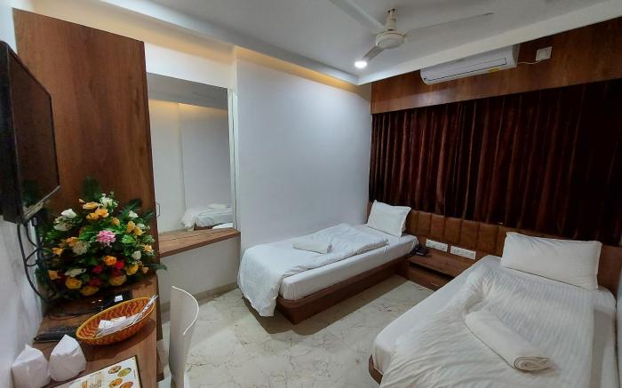 Hotel The Grand Piano - Best Business Hotel in Patan