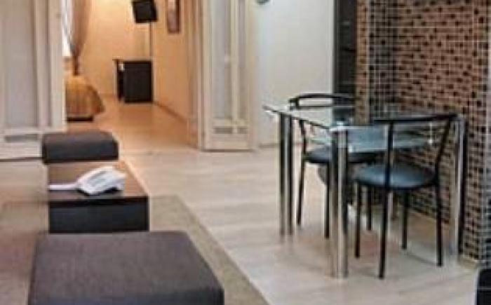 Hotel Apartments Adresa