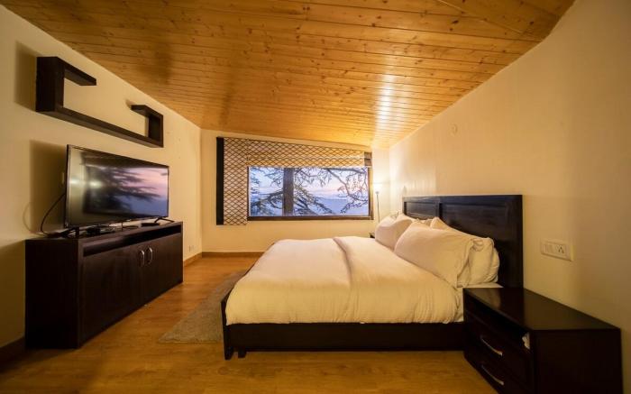 Duplex Suite- 3 BED ROOM 