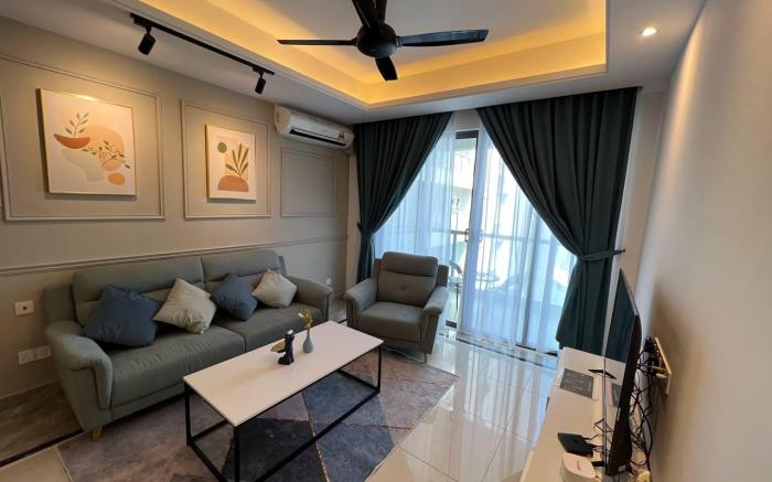 Causeway Sea View 2BR unit at R&F Princess by ANJU