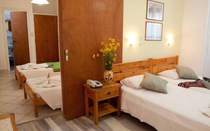 Hotel Cyclades