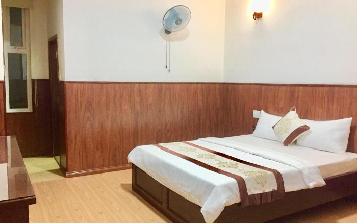 Nhat Minh Etown Hotel