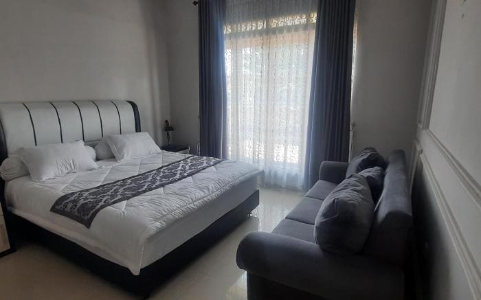 AL ISYANIA Creative Homestay (Syariah)