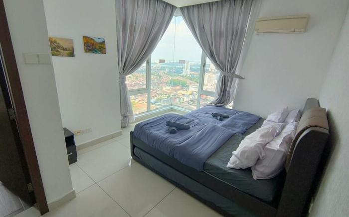 KSL City Mall 4 bedroom (Private Lift)Level36 view