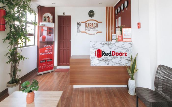 RedDoorz Near Iloilo International Airport