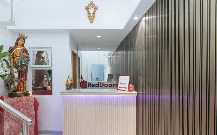 RedDoorz @ St. Catherine Residences Olongapo City